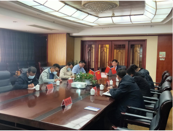 兗州中材黨委委員、副總經(jīng)理顏景祥到河南片區(qū)黨支部講授專題黨課